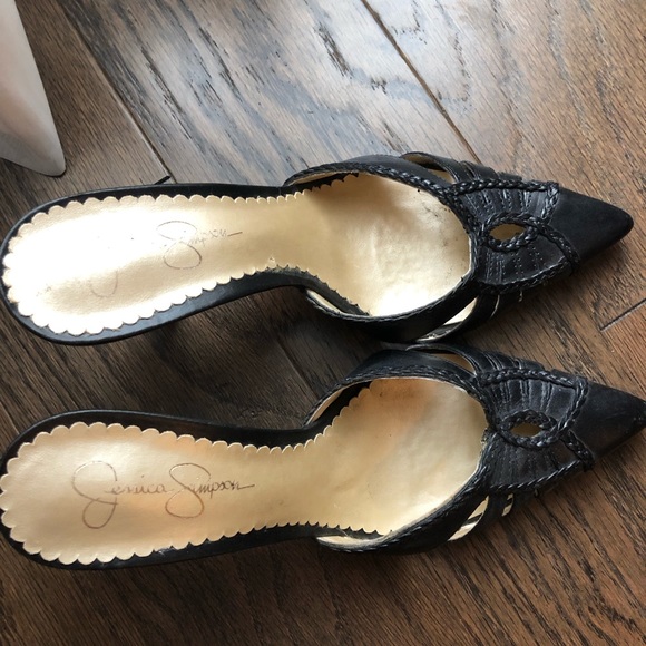 Size 8.5 Jessica Simpson Heels - Picture 2 of 4